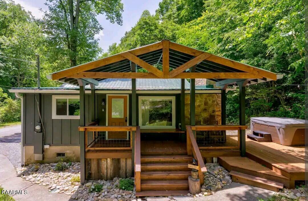 Property Photo: 901 Carrs Creek Rd TN 37882