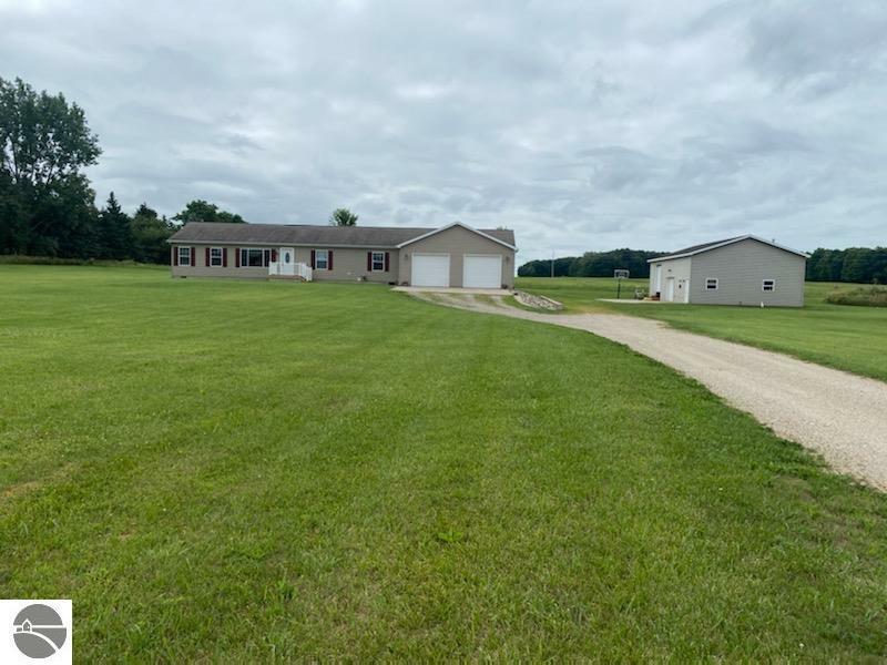 Property Photo:  4105 W Remus Road  MI 48858 