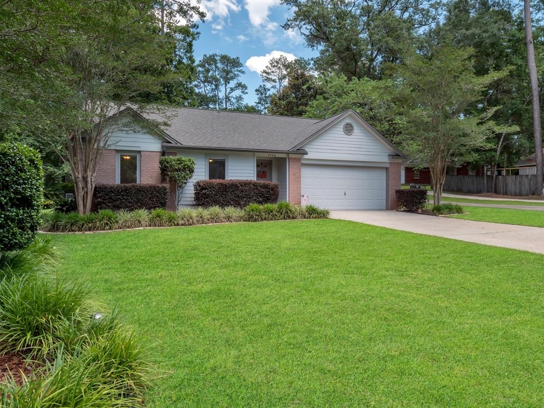 Property Photo:  1768 Folkstone Road  FL 32312 