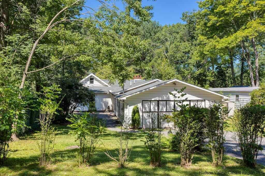 Property Photo:  460 Glenerie  NY 12477 