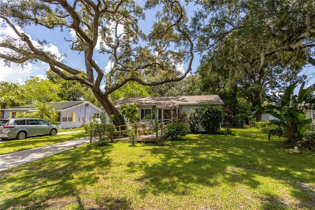 Property Photo:  505 W Juneau Street  FL 33604 