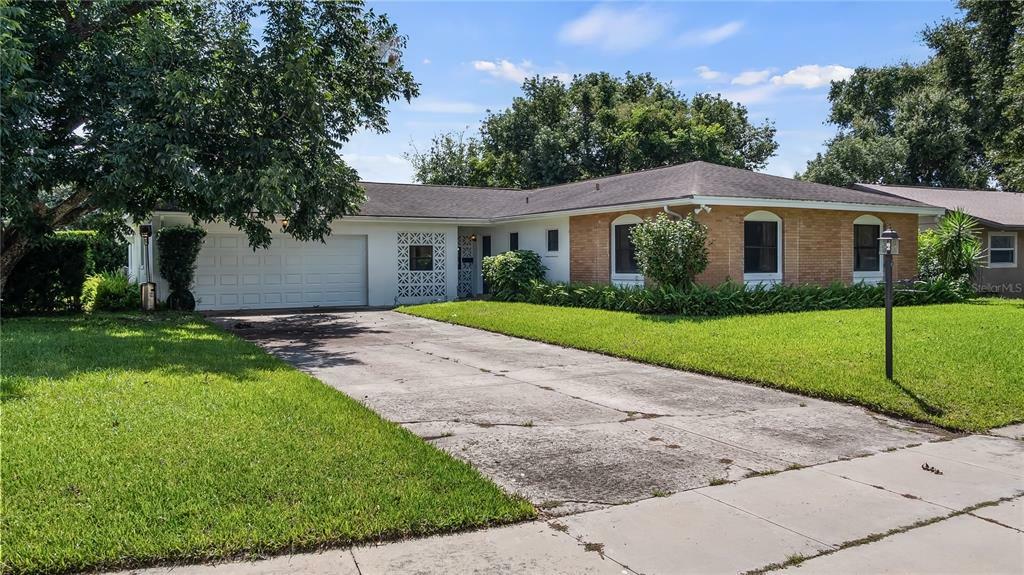 Property Photo:  630 Marshall Street  FL 32701 