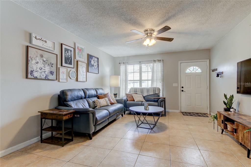 Property Photo:  8605 Cobbler Place  FL 33615 