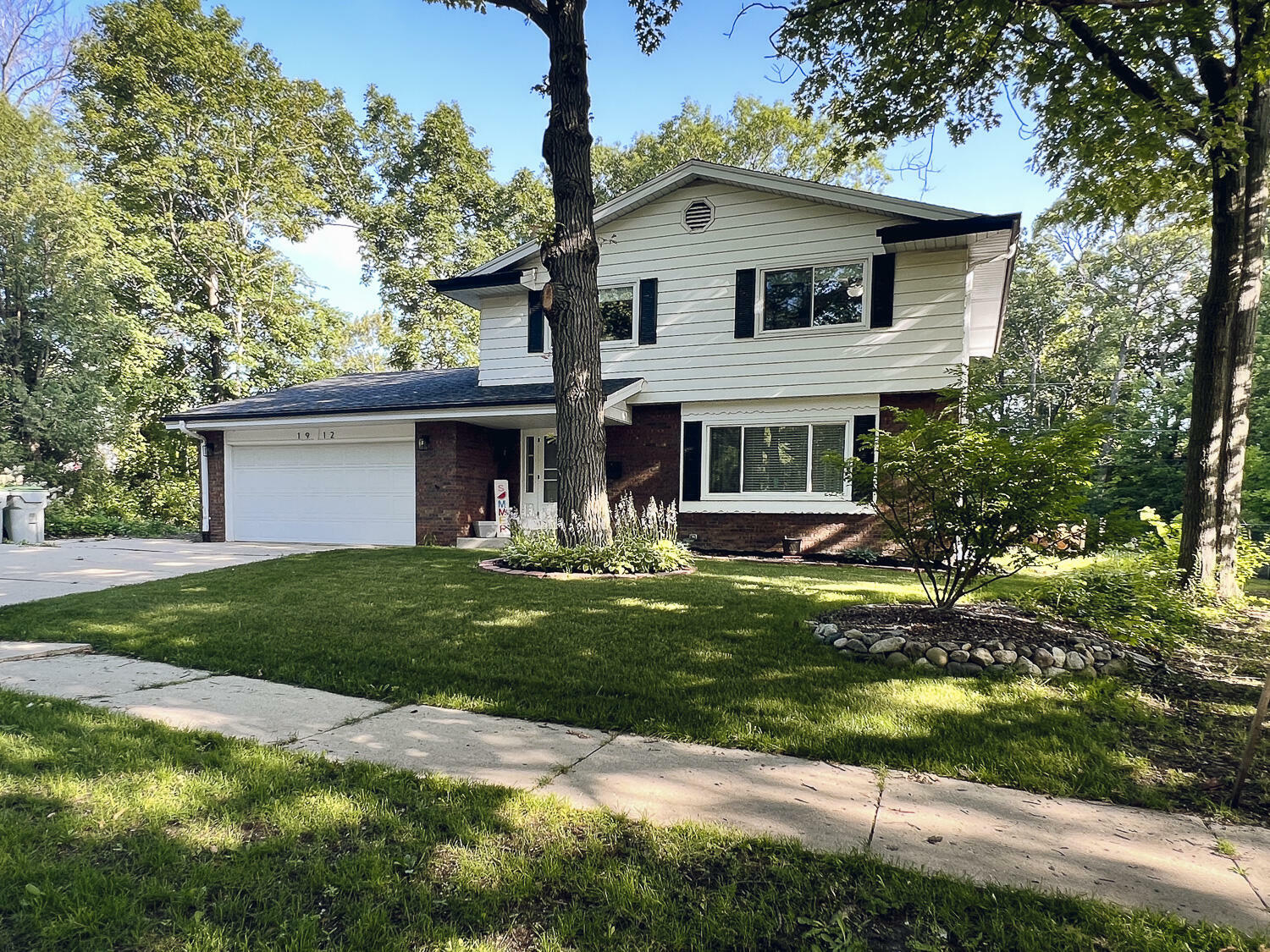 Property Photo:  1912 W Clayton Crest Ave  WI 53221 