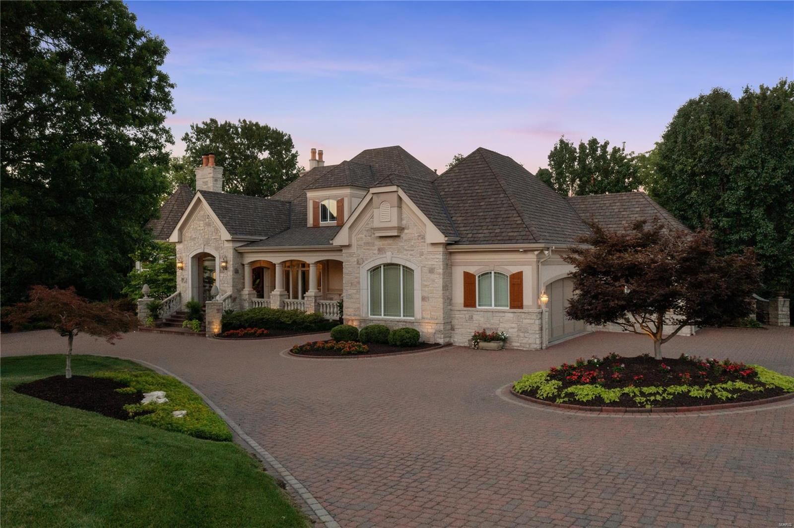 Property Photo:  304 Bel Arbor Lane  MO 63141 