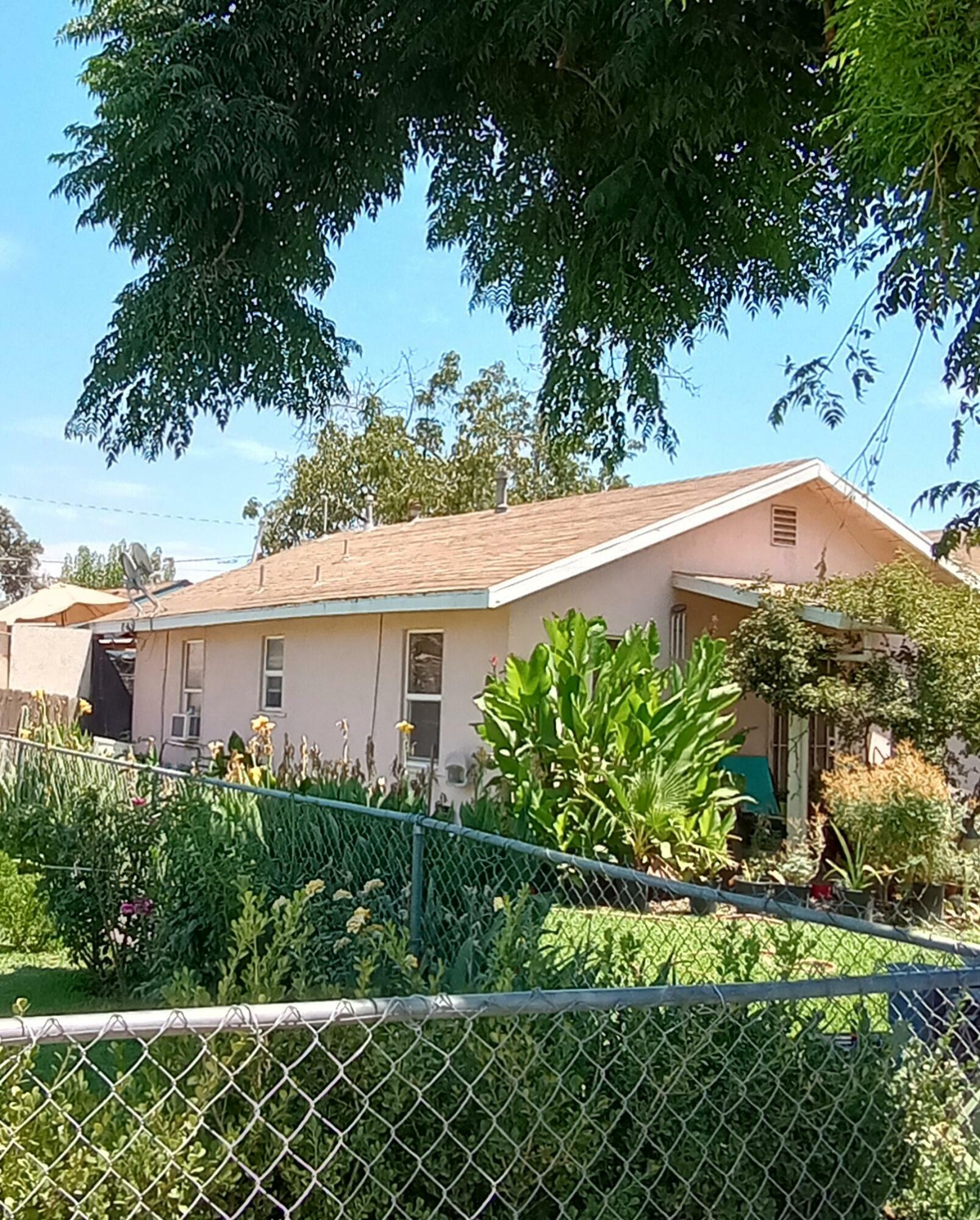 Property Photo:  708 N F Street  CA 93274 