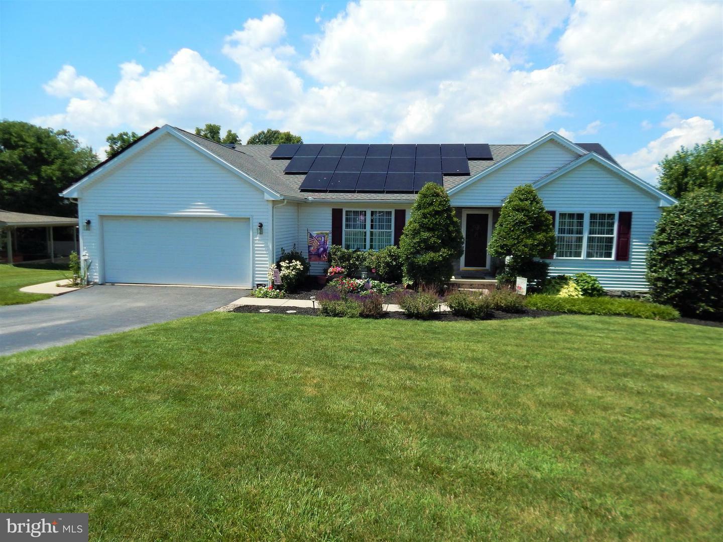 Property Photo:  252 Sunset Circle  PA 17356 