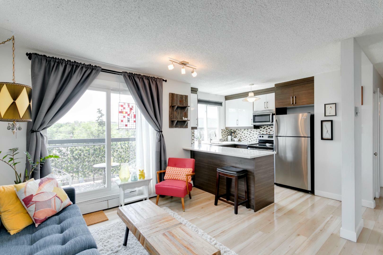 Property Photo: 305, 1613 11 Avenue SW 305 AB T3C 0N3