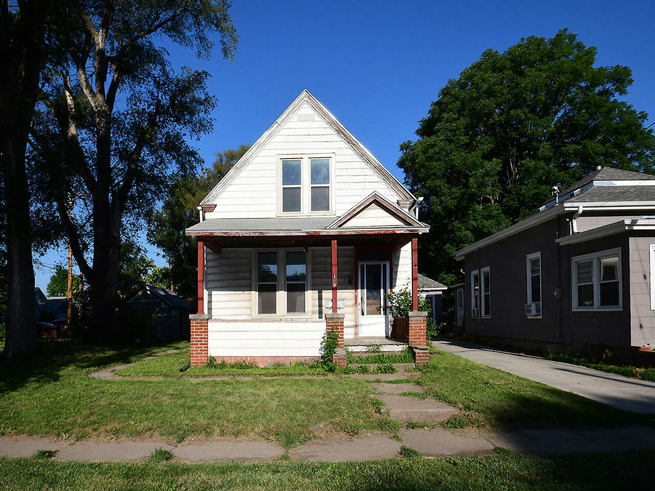 Property Photo:  106 N 8th  Street  IA 51503 