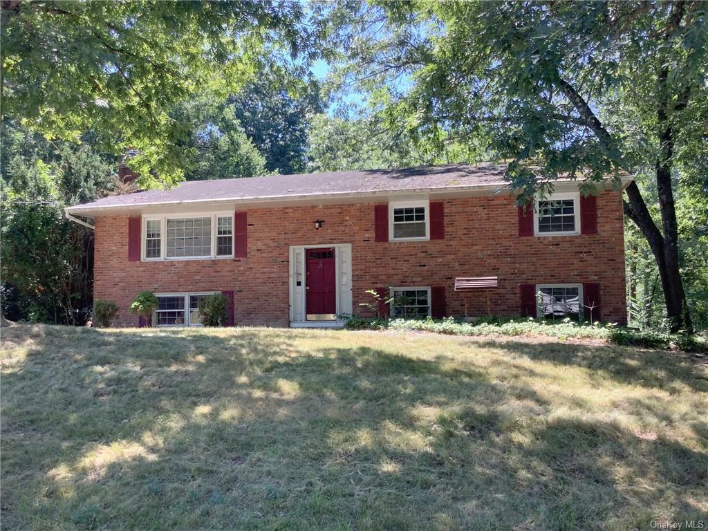 16 Robert Drive  Hyde Park NY 12538 photo
