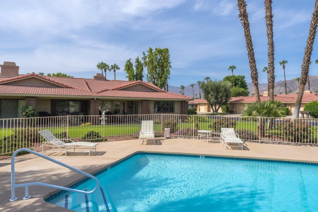 Property Photo: 126 Presidio Place CA 92260