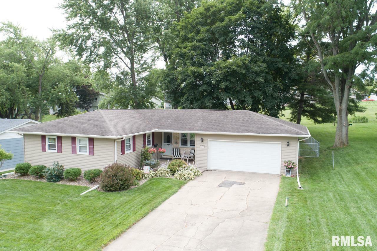 Property Photo:  563 Meadowview  IA 52732 