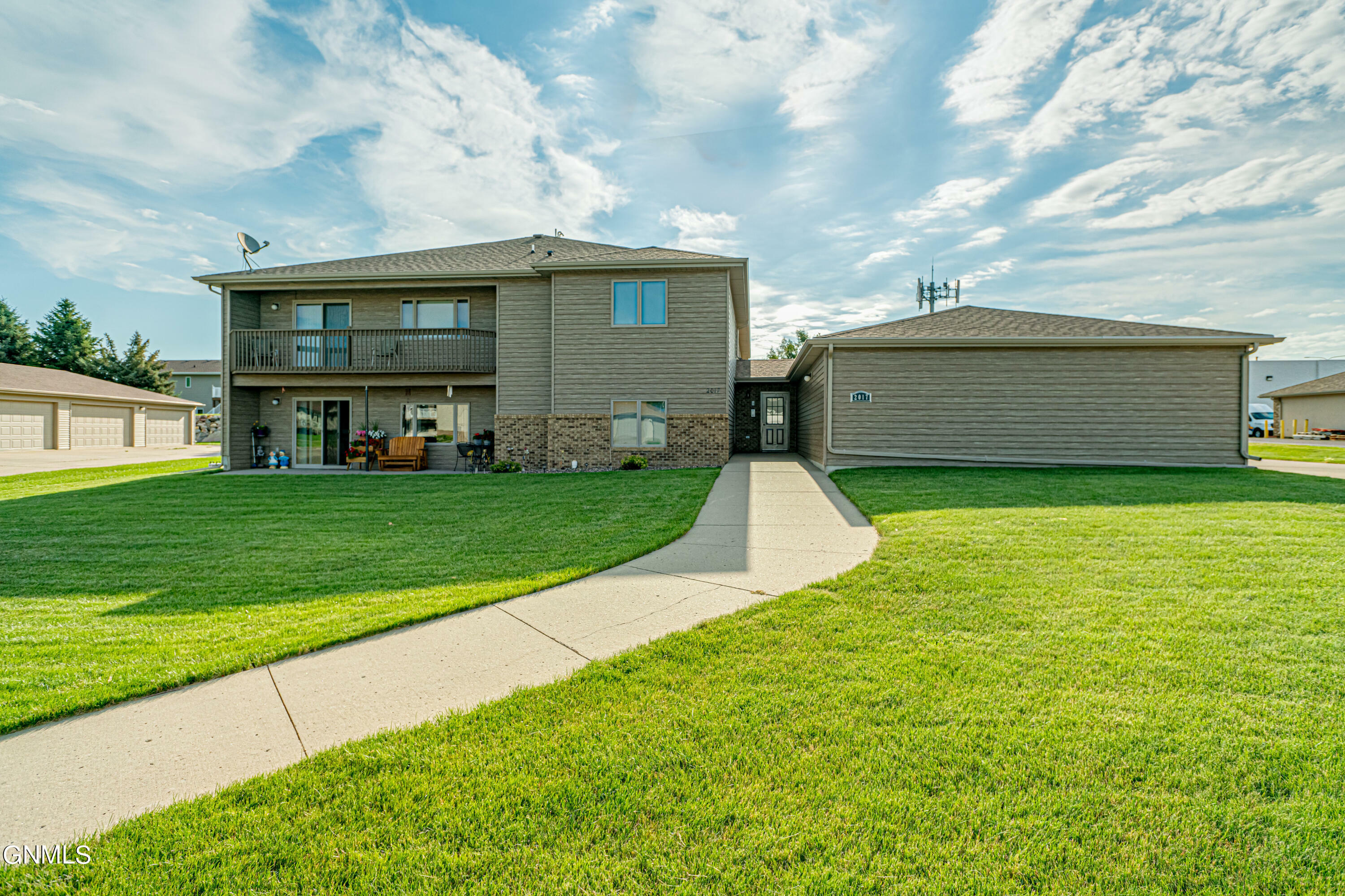 Property Photo:  2017 Oregon Drive 3  ND 58503 