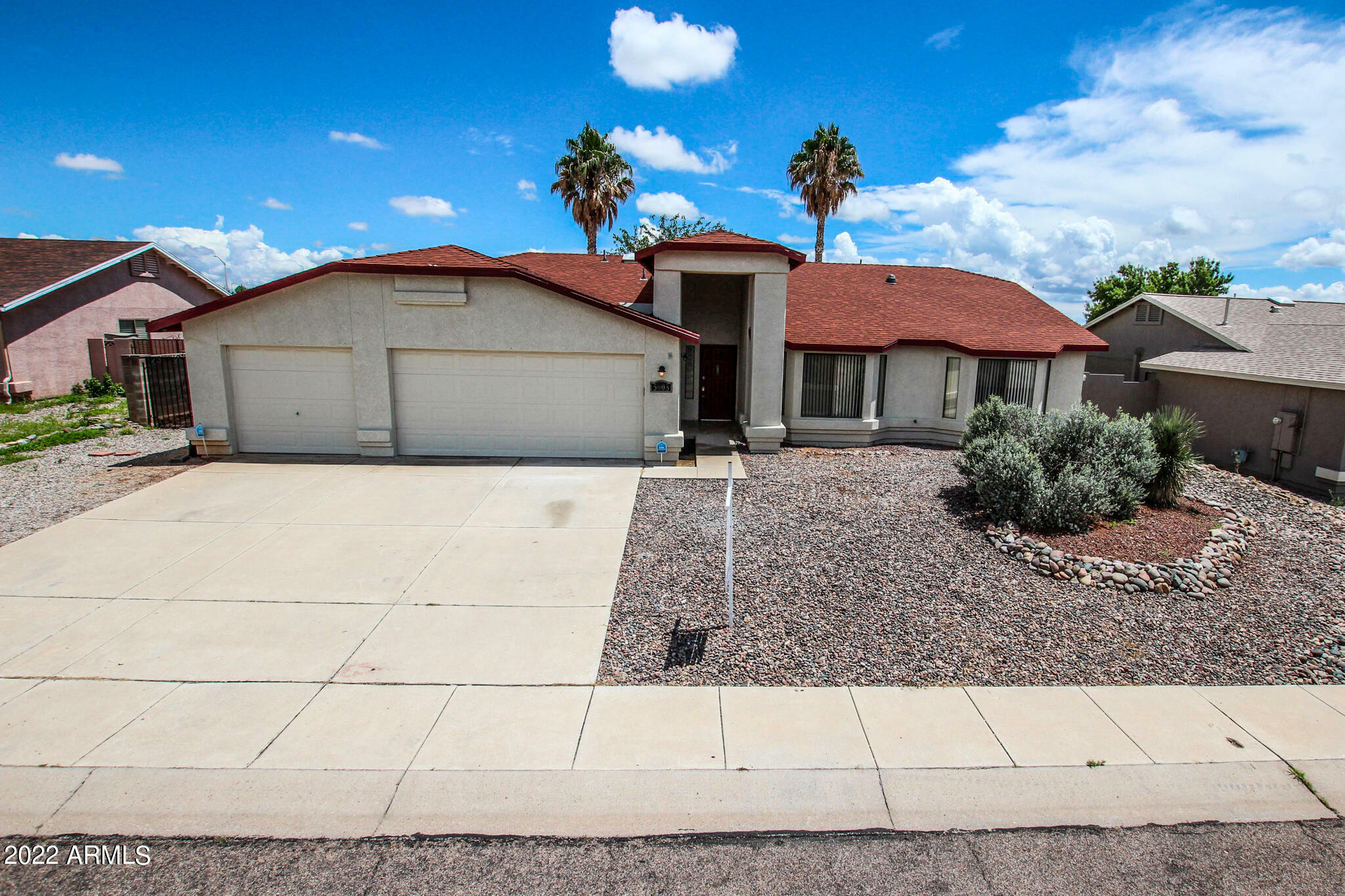 Property Photo:  5005 E Corte Vista  AZ 85635 