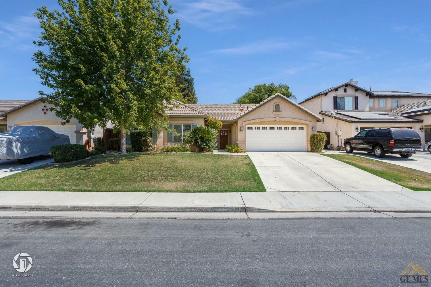 Property Photo:  8404 Crawford Bay Court  CA 93312 