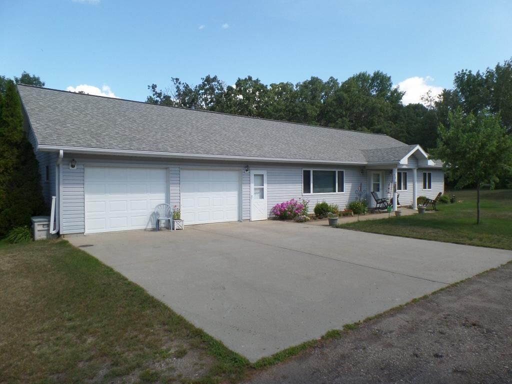 Property Photo:  45161 County Highway 8  MN 56573 