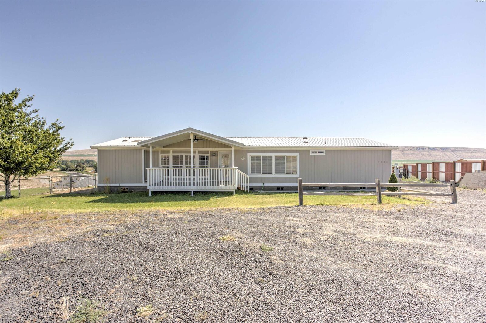 Property Photo: 6103 S 56 Pr SE WA 99320
