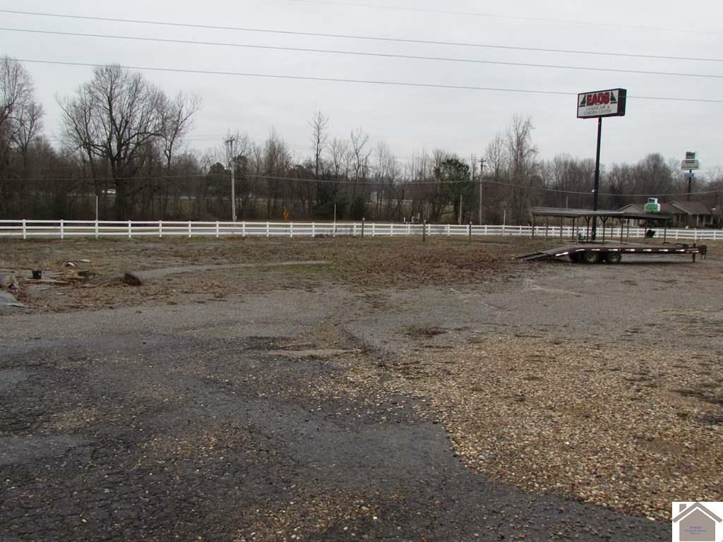 Property Photo:  1450 Bleich Road  KY 42003 