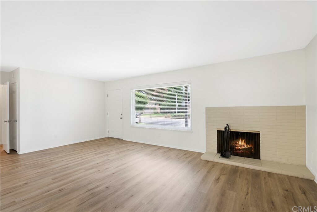 Property Photo:  5016 Tophill Place  CA 92507 