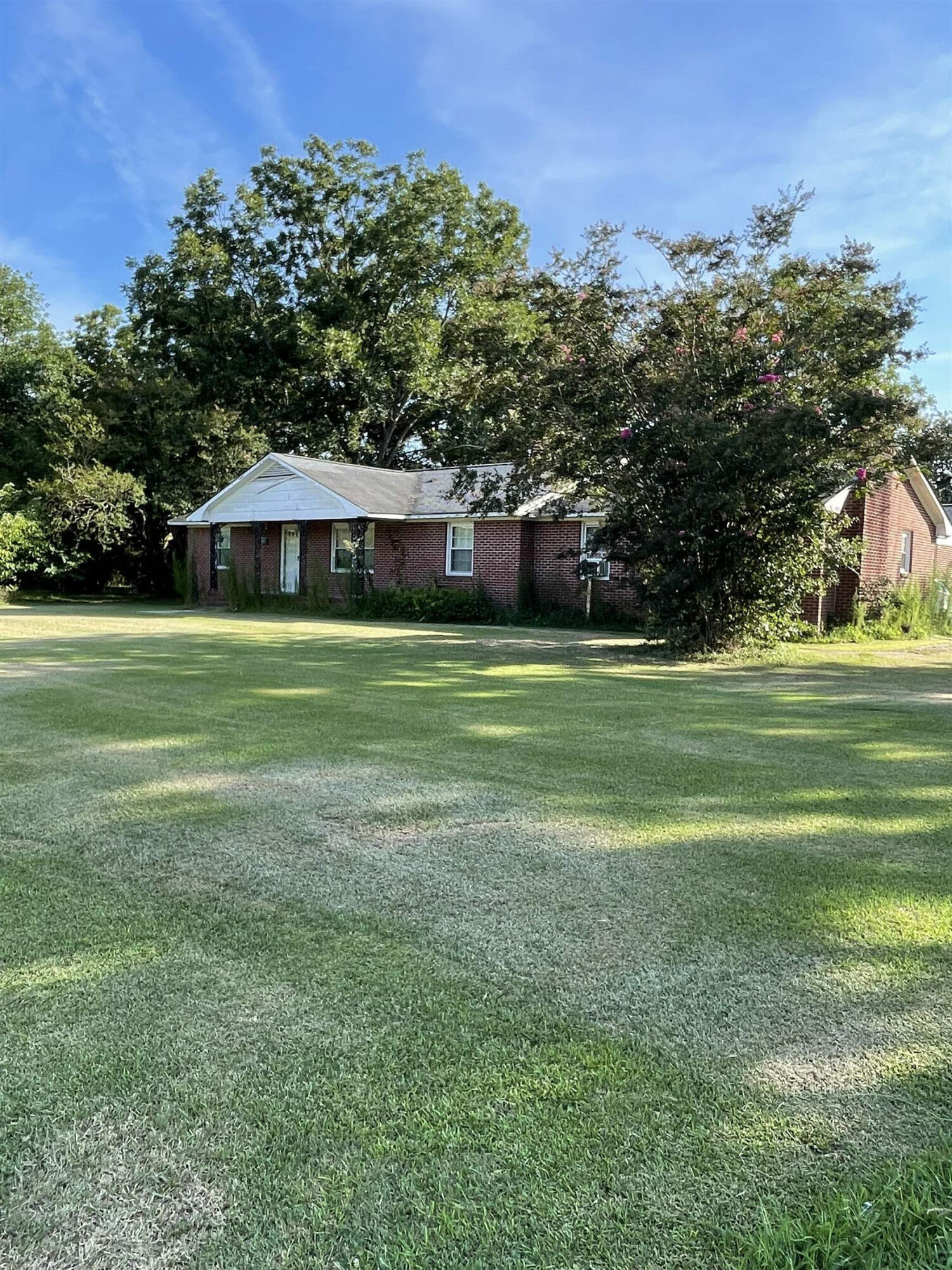 Property Photo: 166 Lyman Road NC 28518