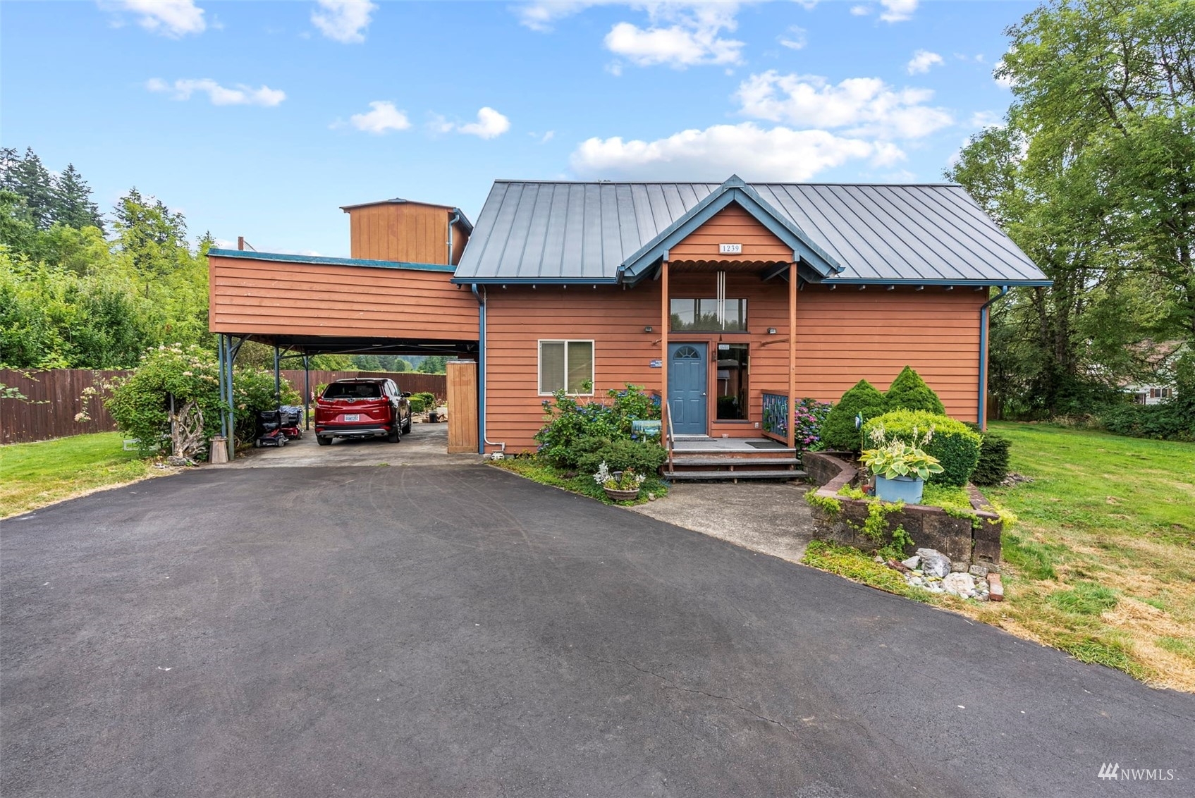 Property Photo: 1239 Rose Valley Road WA 98626