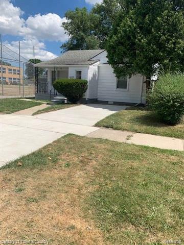 Property Photo:  21478 Curie Avenue  MI 48091 