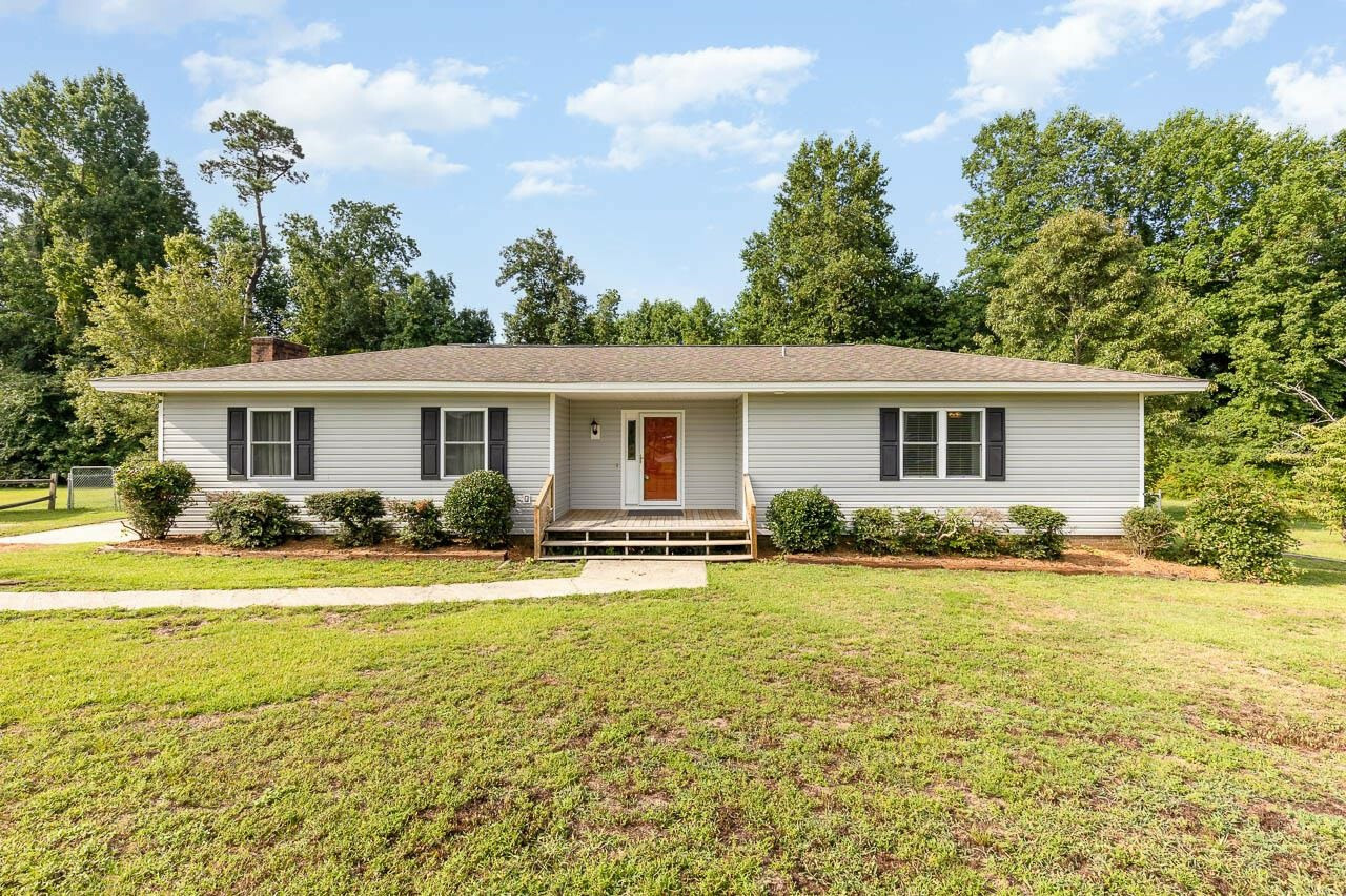 Property Photo:  3813 Woodside Drive  NC 27332 