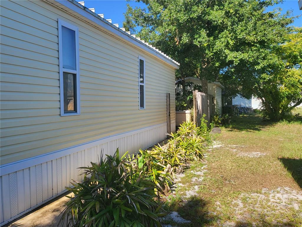 Property Photo: 4650 Caloosa Boulevard FL 33859