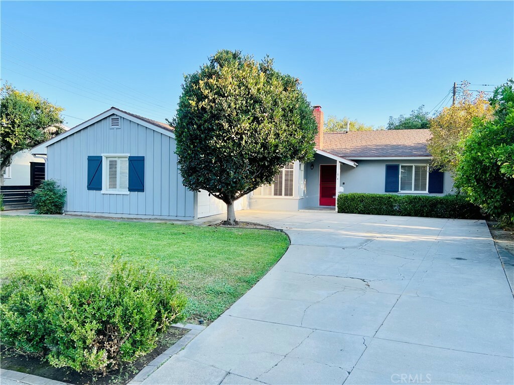 Property Photo:  1014 E Santa Clara Avenue  CA 92706 