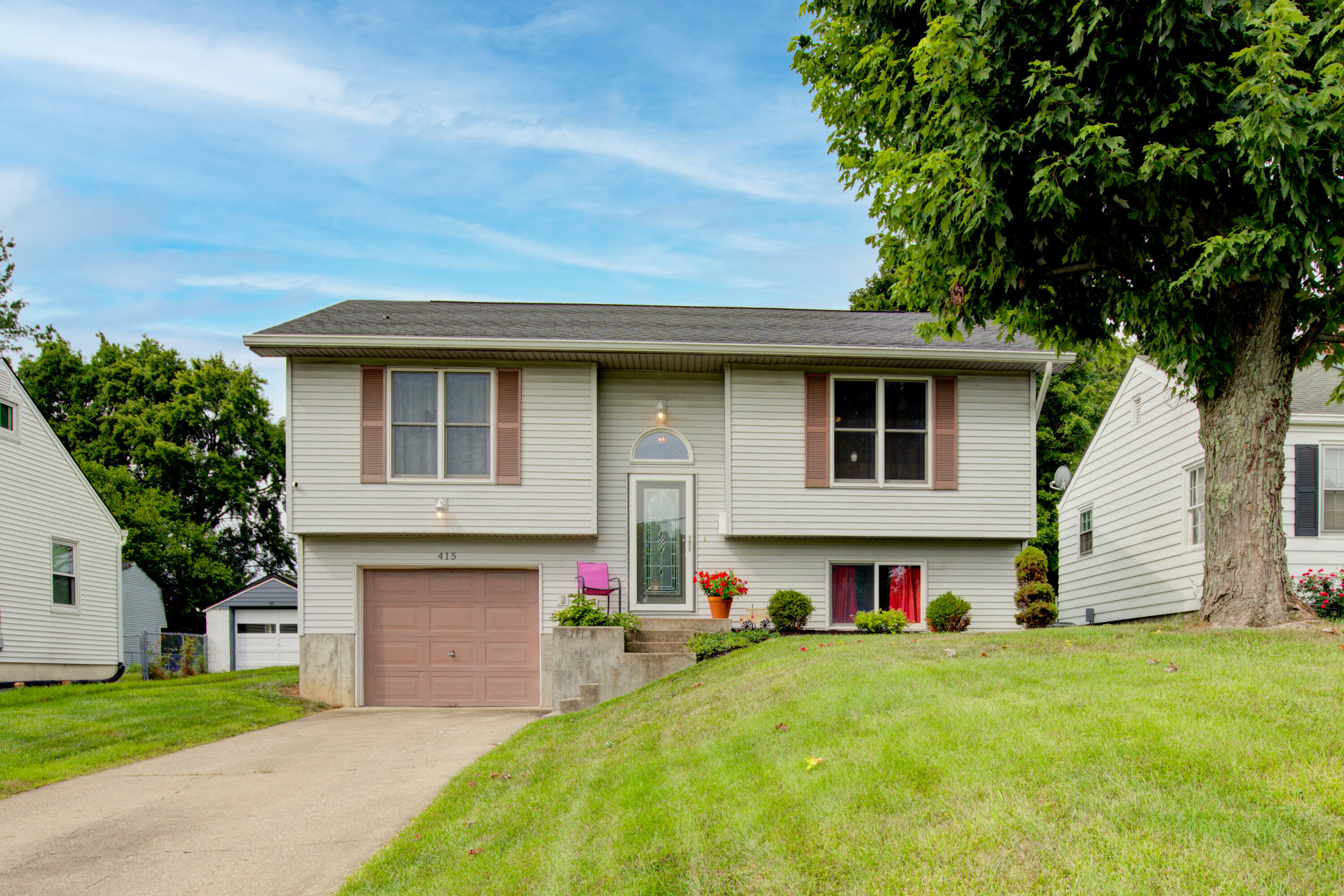 Property Photo:  415 Hallam Avenue  KY 41018 