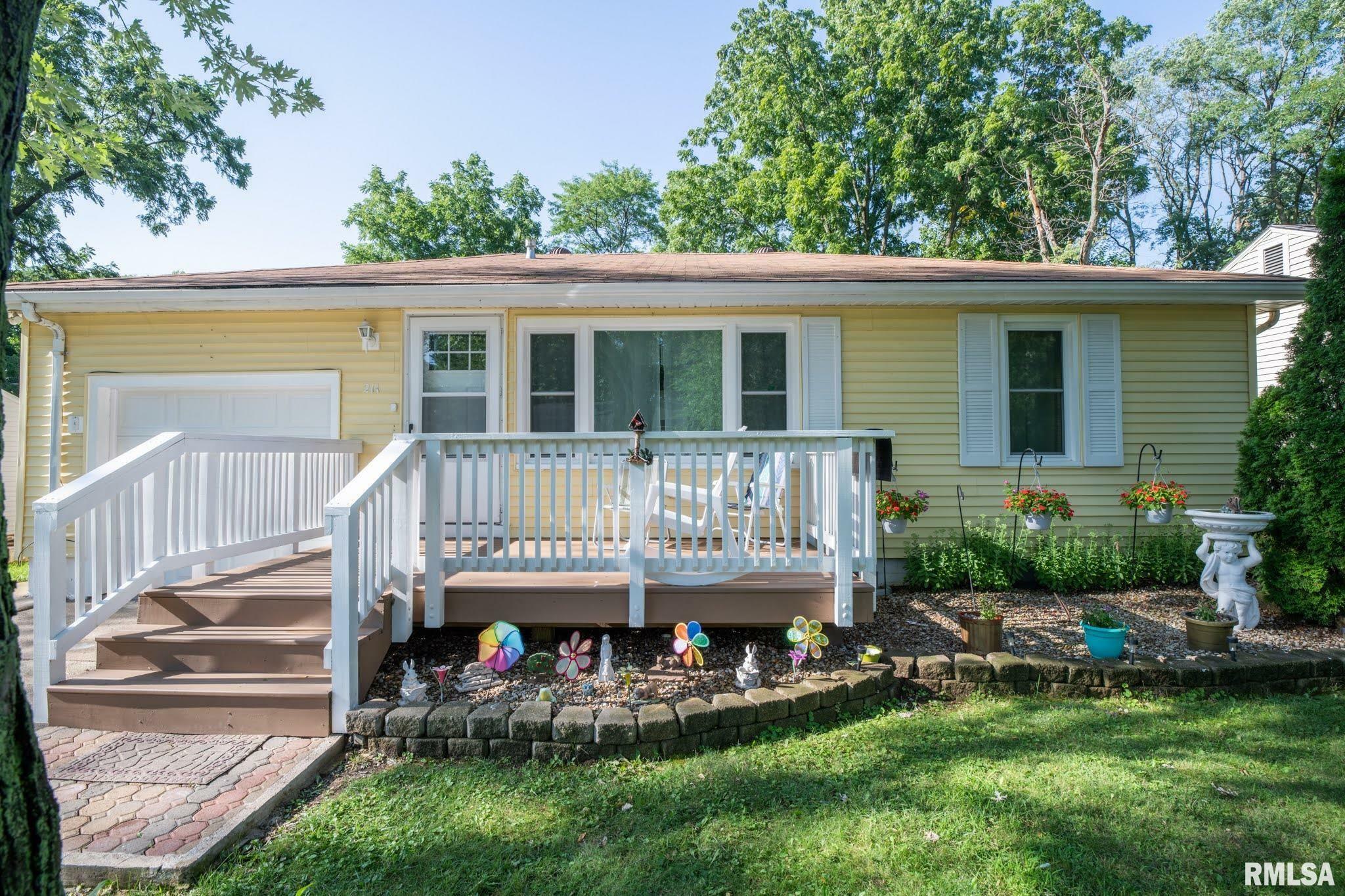 Property Photo:  211 E Cherry Ridge  IL 61614 