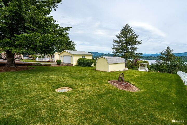 Property Photo:  116 E Zola Drive  WA 98533 
