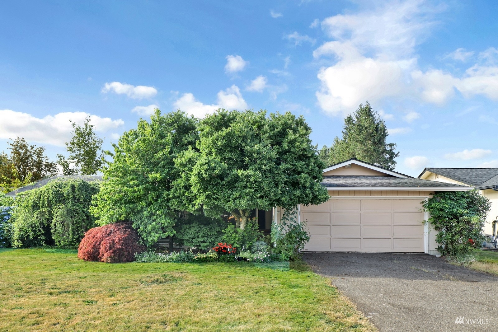 Property Photo:  269 Aaron Place  WA 98264 