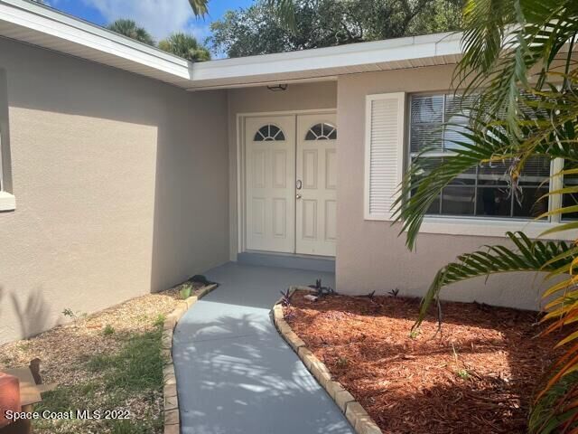 Property Photo: 161 Las Palmas FL 32953