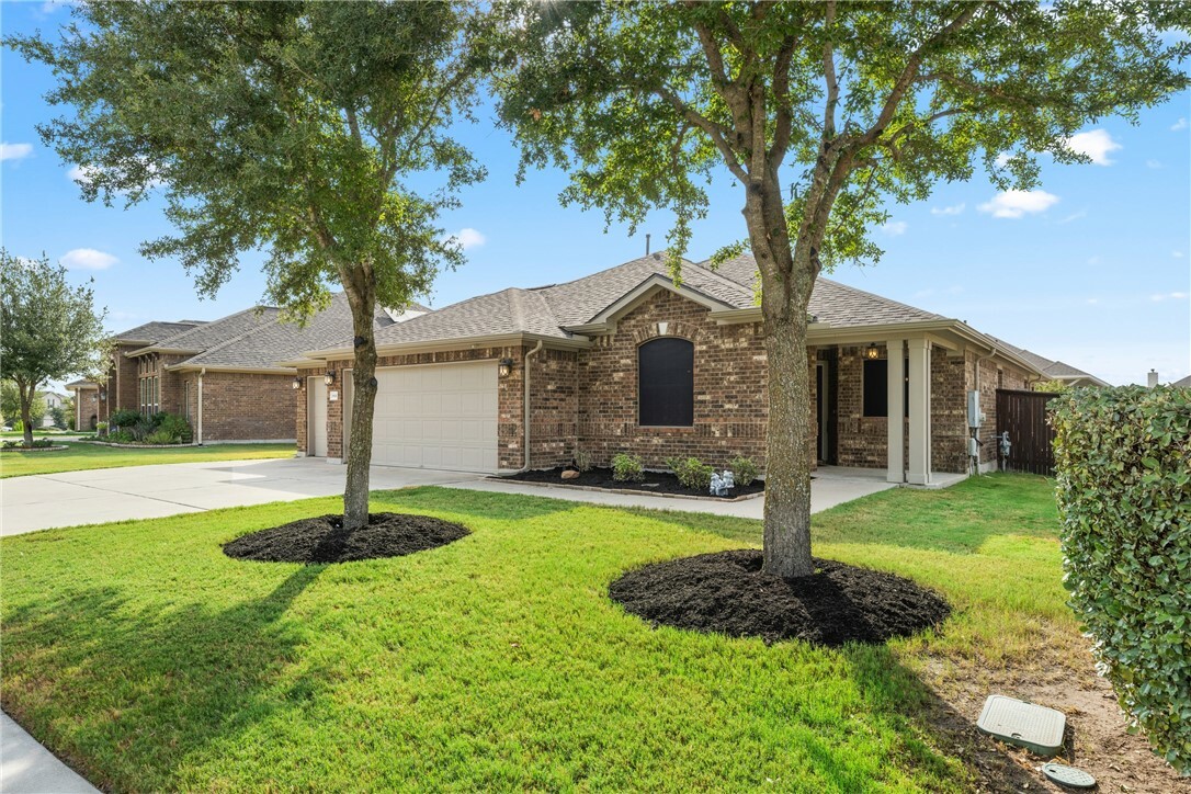 Property Photo: 3900 Brean Down Road TX 78660