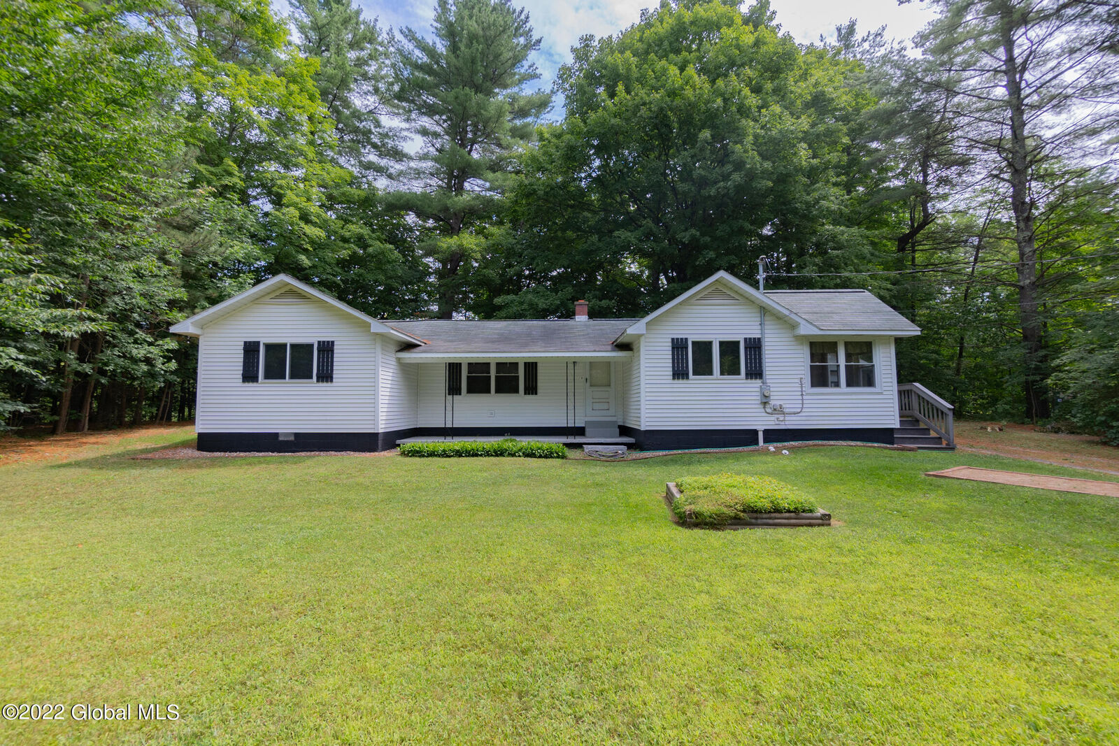 Property Photo:  5438 Sacandaga Road  NY 12074 