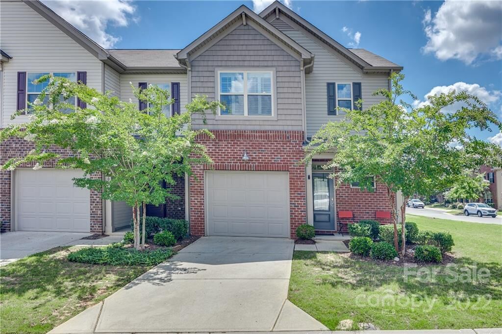 Property Photo: 7004 Swamp Chestnut Lane SC 29707