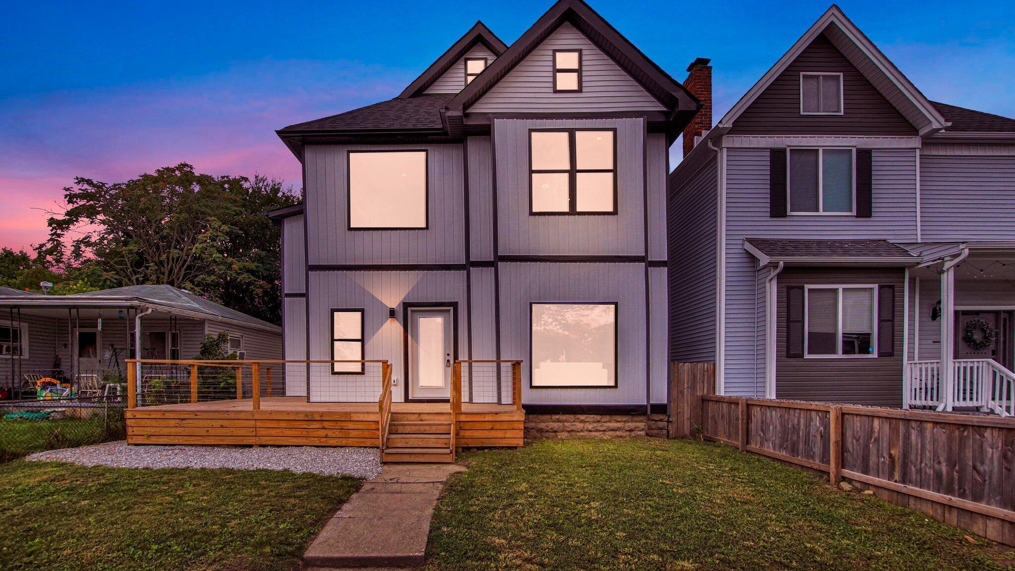 Property Photo: 241 N 17th Street OH 43203