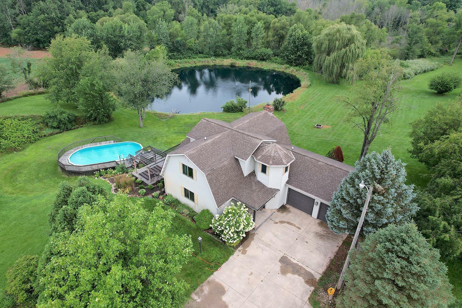 Property Photo: 7194 E Eel River Road IN 46962-9565