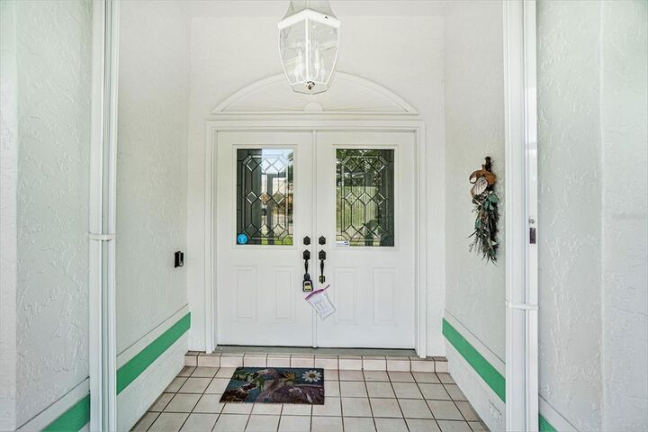 Property Photo: 1029 Beckley Circle FL 34292