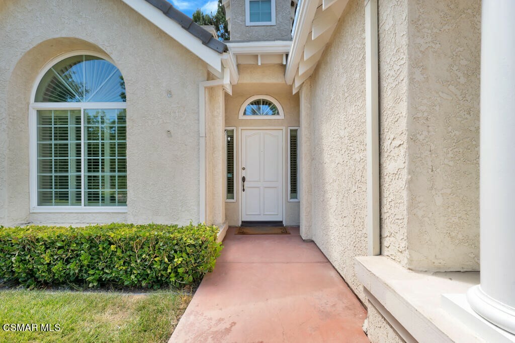 Property Photo:  2877 Rikkard Drive  CA 91362 