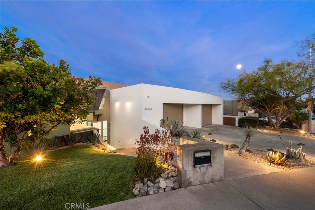 Property Photo:  3230 Tyrol Drive  CA 92651 