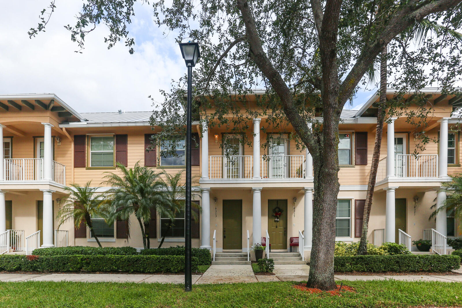 Property Photo: 4313 Parkside Drive FL 33458
