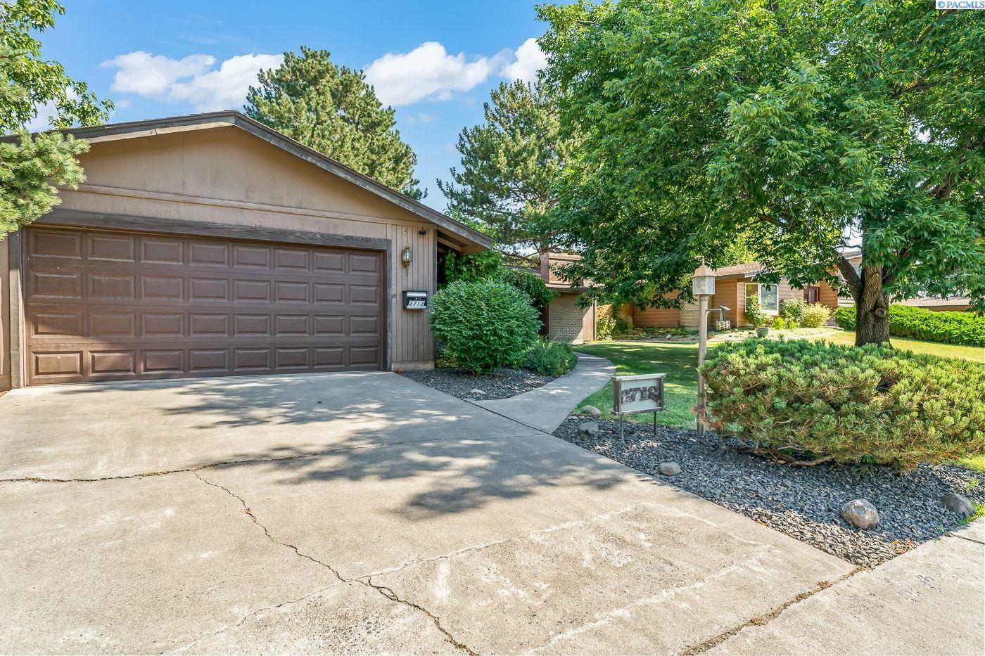 Property Photo:  2712 W Imnaha Ave  WA 99336-0000 