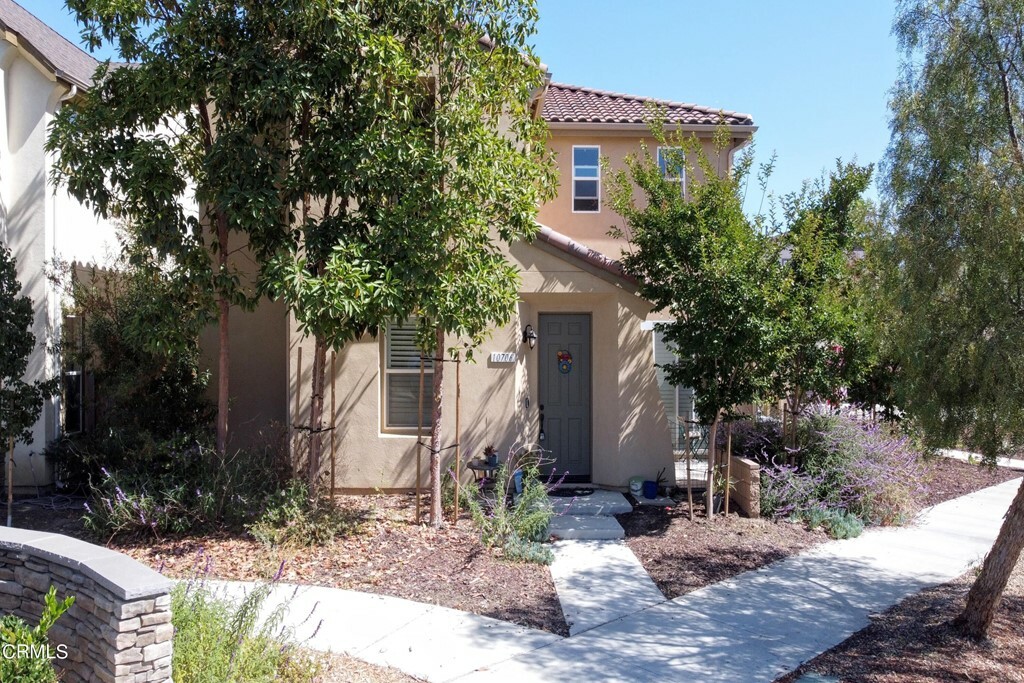 Property Photo: 10706 Delphinium Drive CA 93004