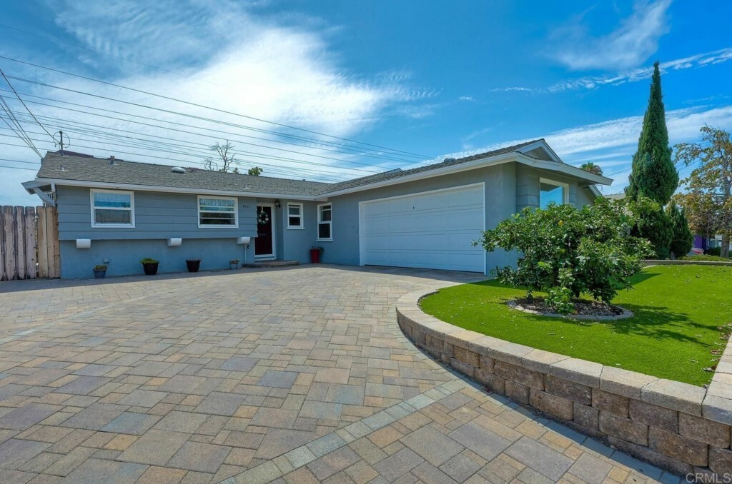 Property Photo: 4303 Mount Castle CA 92117