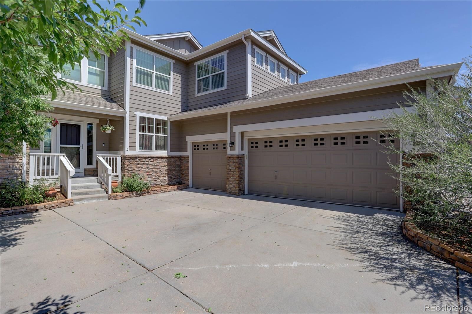 Property Photo:  7133 S Flat Rock Court  CO 80016 