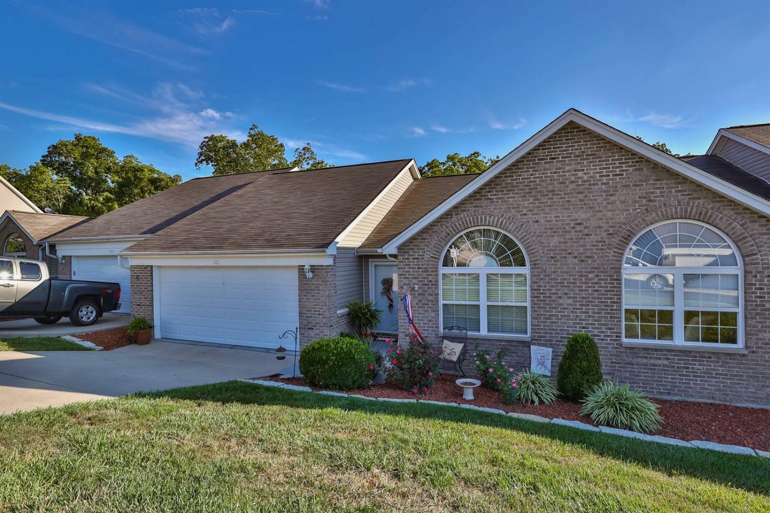 Property Photo: 1723 S Pointe Drive IN 47025