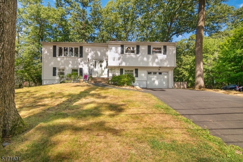 Property Photo:  79 Winchester Rd  NJ 07039 