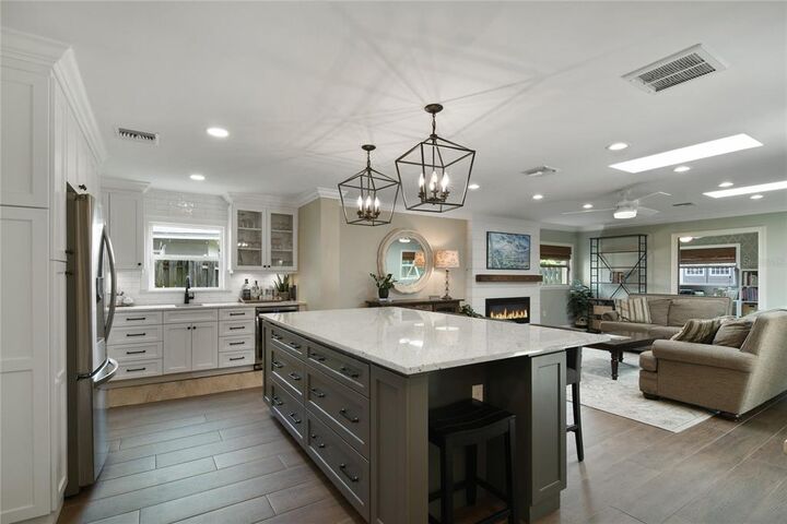 Property Photo:  613 Lake Orienta Drive  FL 32701 